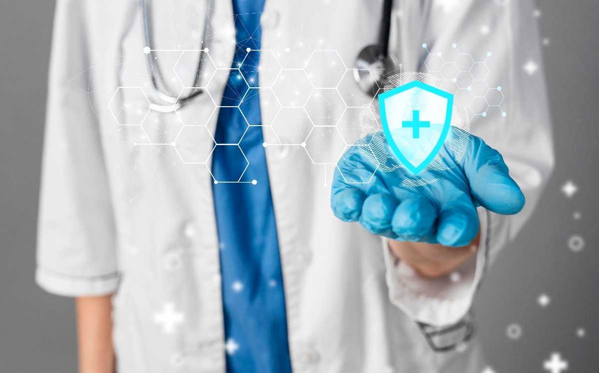 jpeg-optimizer_medical-banner-with-doctor-wearing-glove